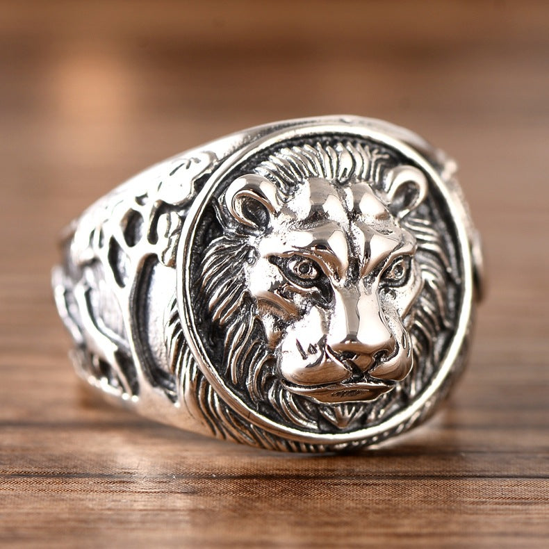 Majestic Mane: Thai Silver Lion Head Men's Ring