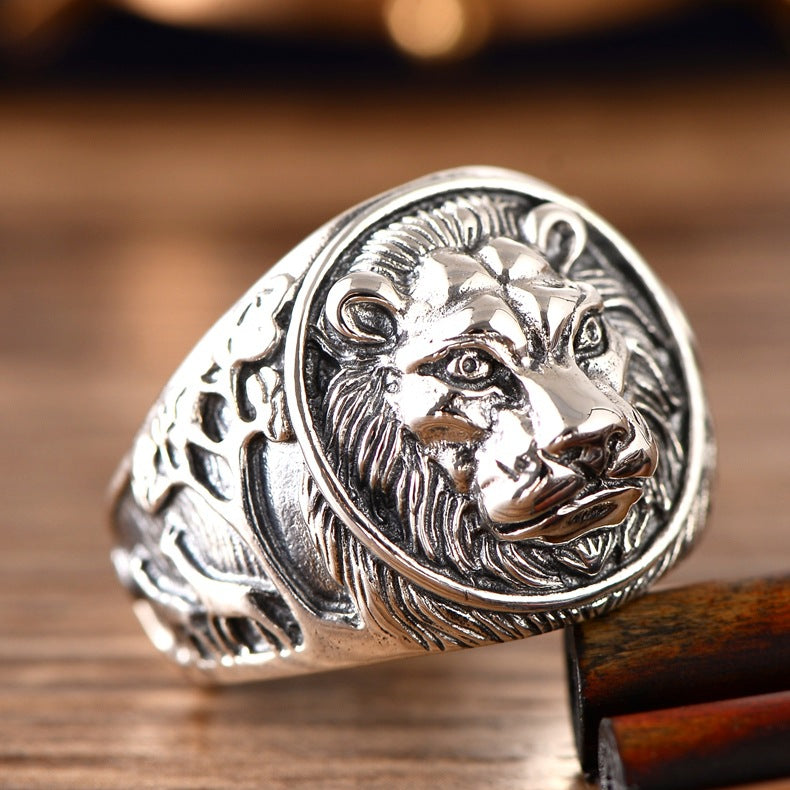 Majestic Mane: Thai Silver Lion Head Men's Ring