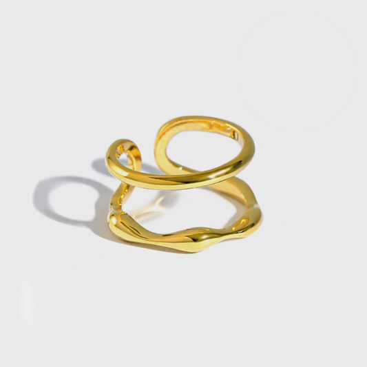 Infinity Twist: Adjustable Dual-Tone Ring