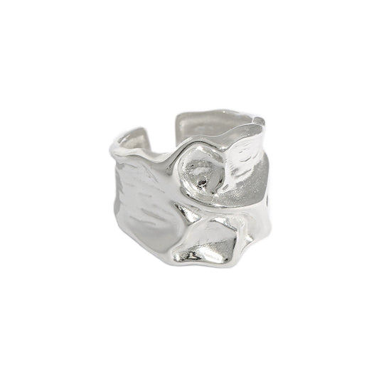 Textured Elegance: Silver Wrinkle-Finish Ring for Women